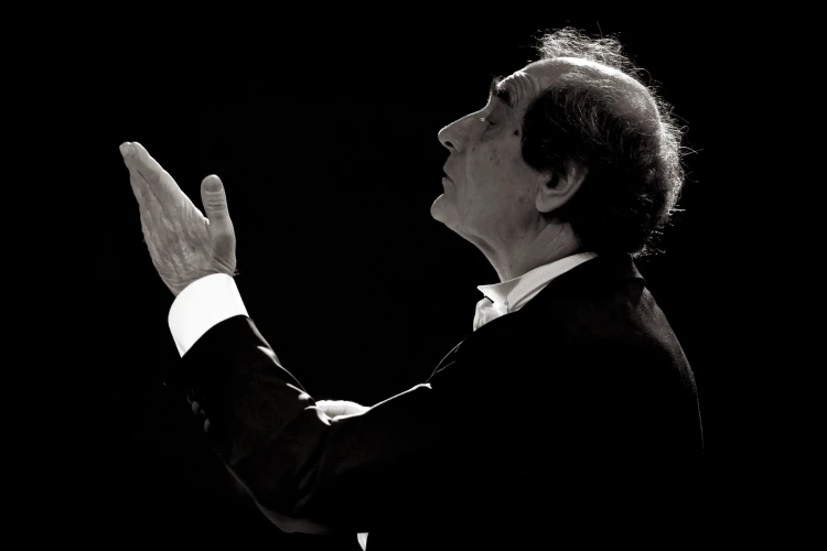 Отзив Емил Табаков